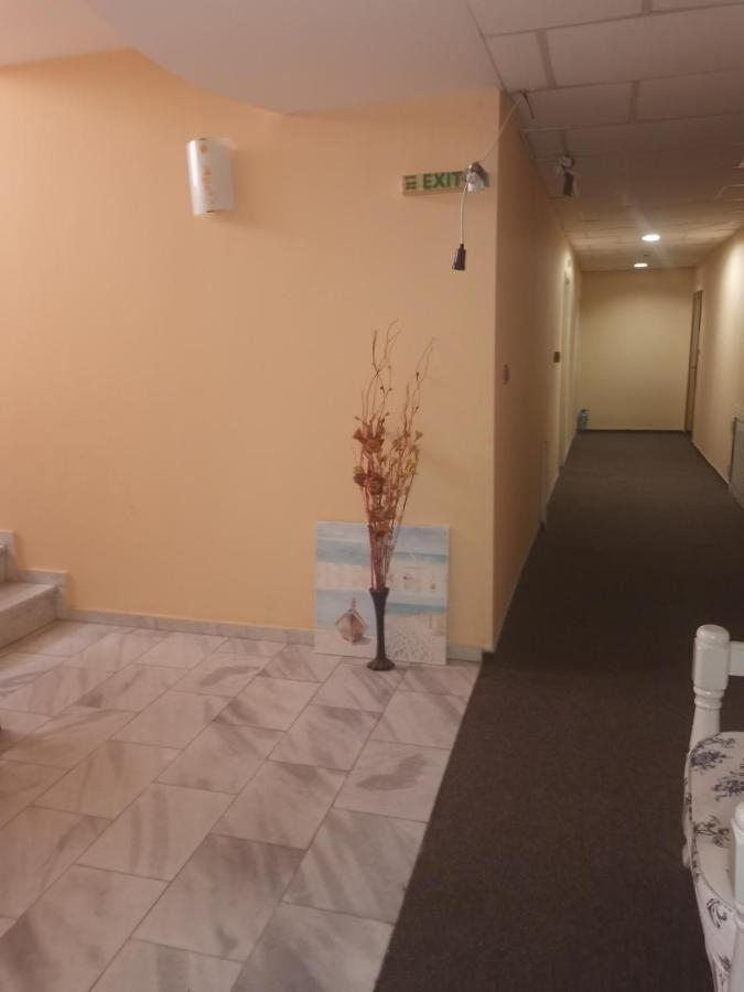 Апартаменты Alexandrov Plaza Studio Несебр Экстерьер фото